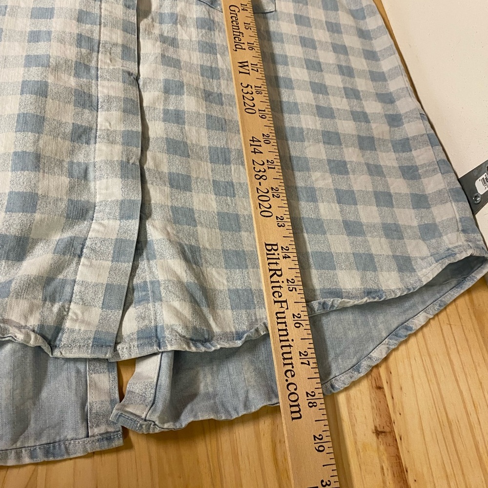 Denim shirt Chelsea & Theodore blue & white Ombre affect, back slit. Sleeveless - Picture 6 of 7